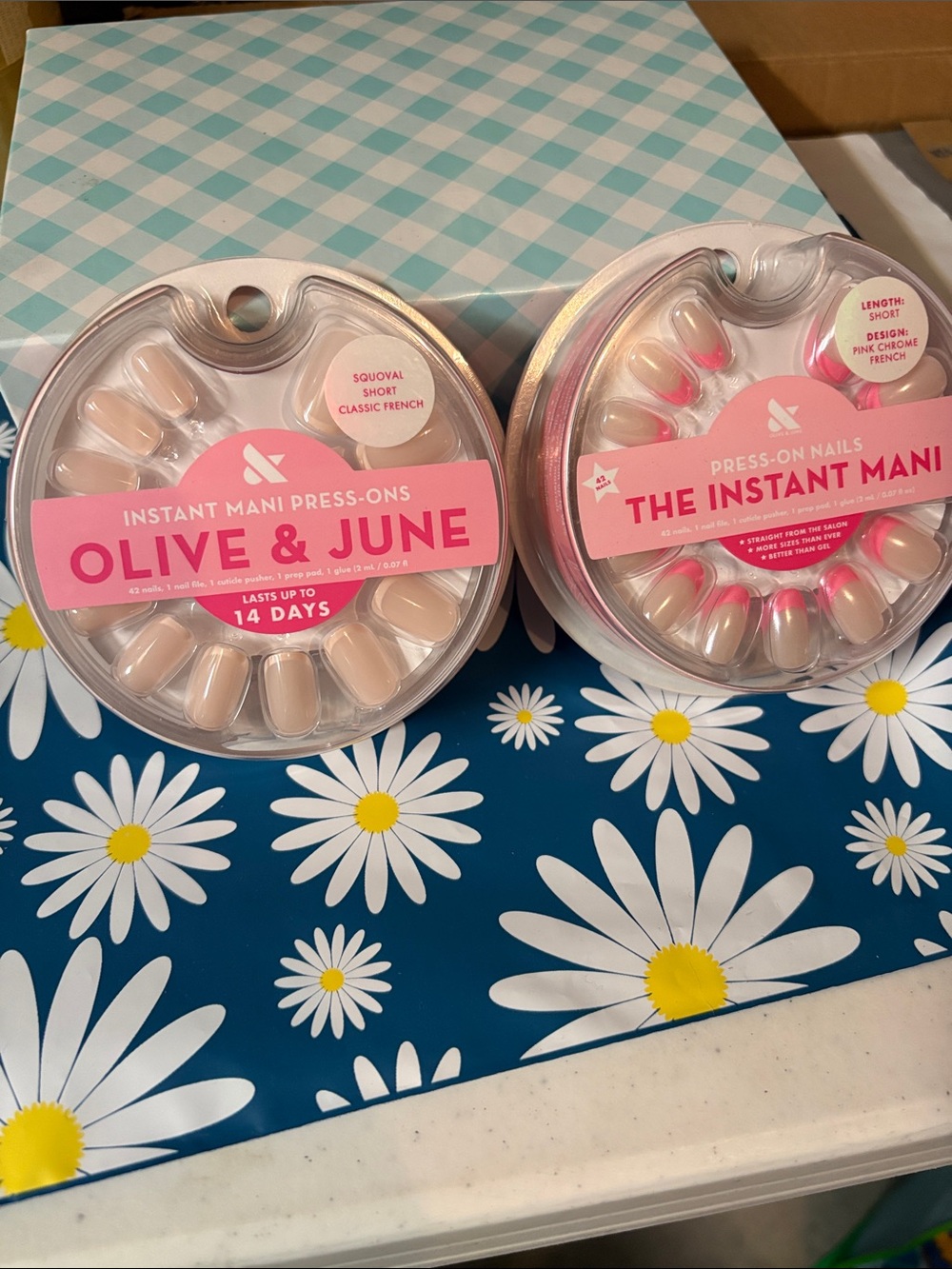 Olive & June Instant Mani Press-On Nails — 2 pack!